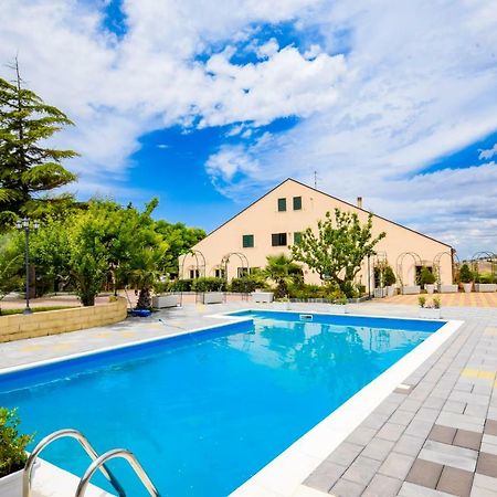Villa Belvedere Lago Pergusa Exterior foto